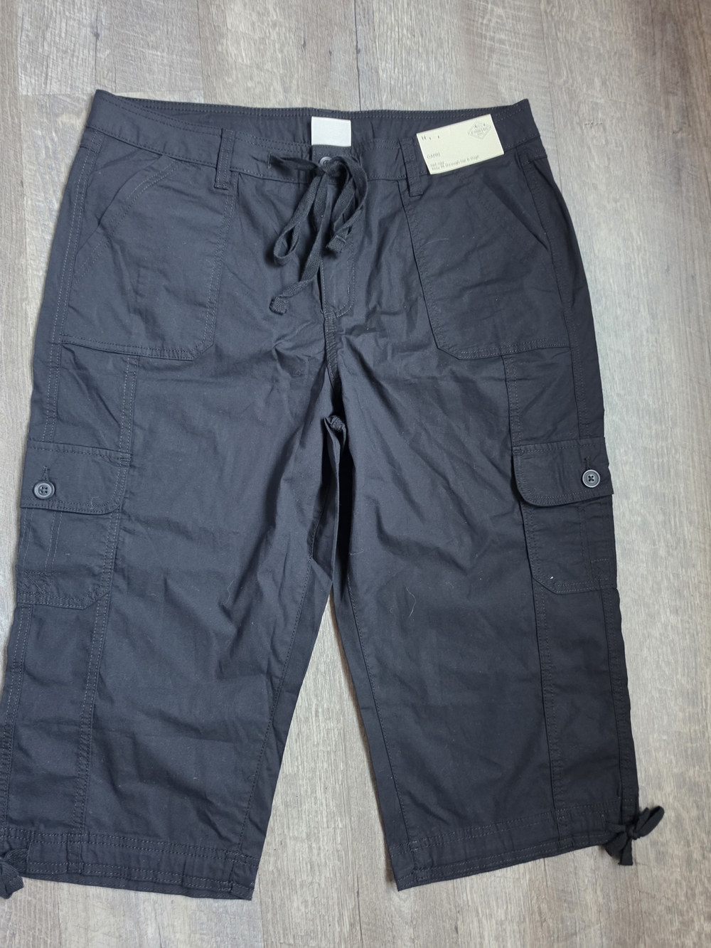 St. John's Bay Black Cargo Capri Pants